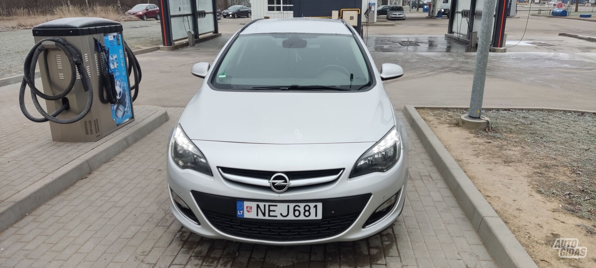 Opel Astra 2013 m Universalas