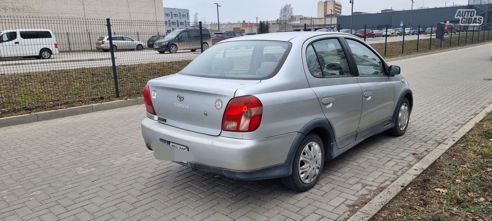 Toyota Echo 2003 m Sedanas