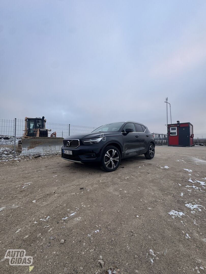 Volvo XC40 2019 г Внедорожник / Кроссовер