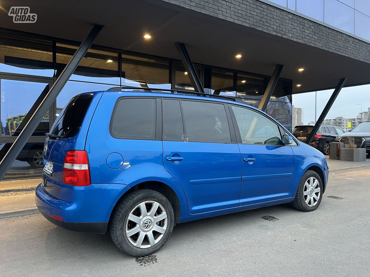 Volkswagen Touran 2003 y Van