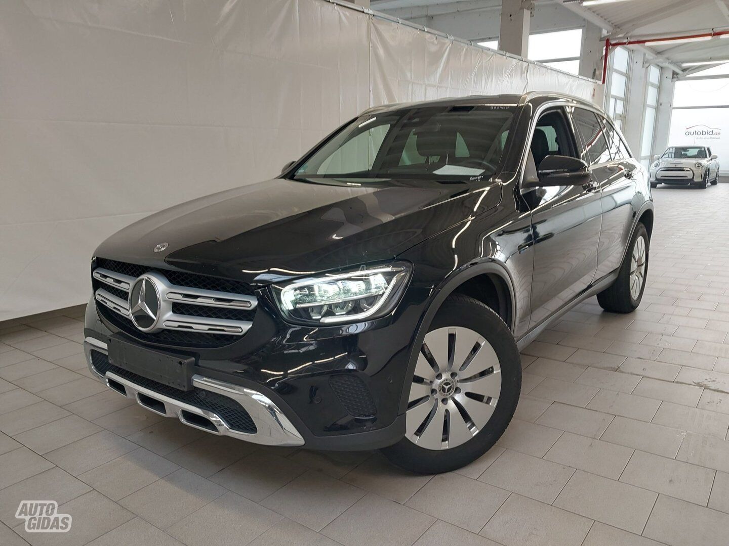 Mercedes-Benz GLC300 2021 y Off-road / Crossover