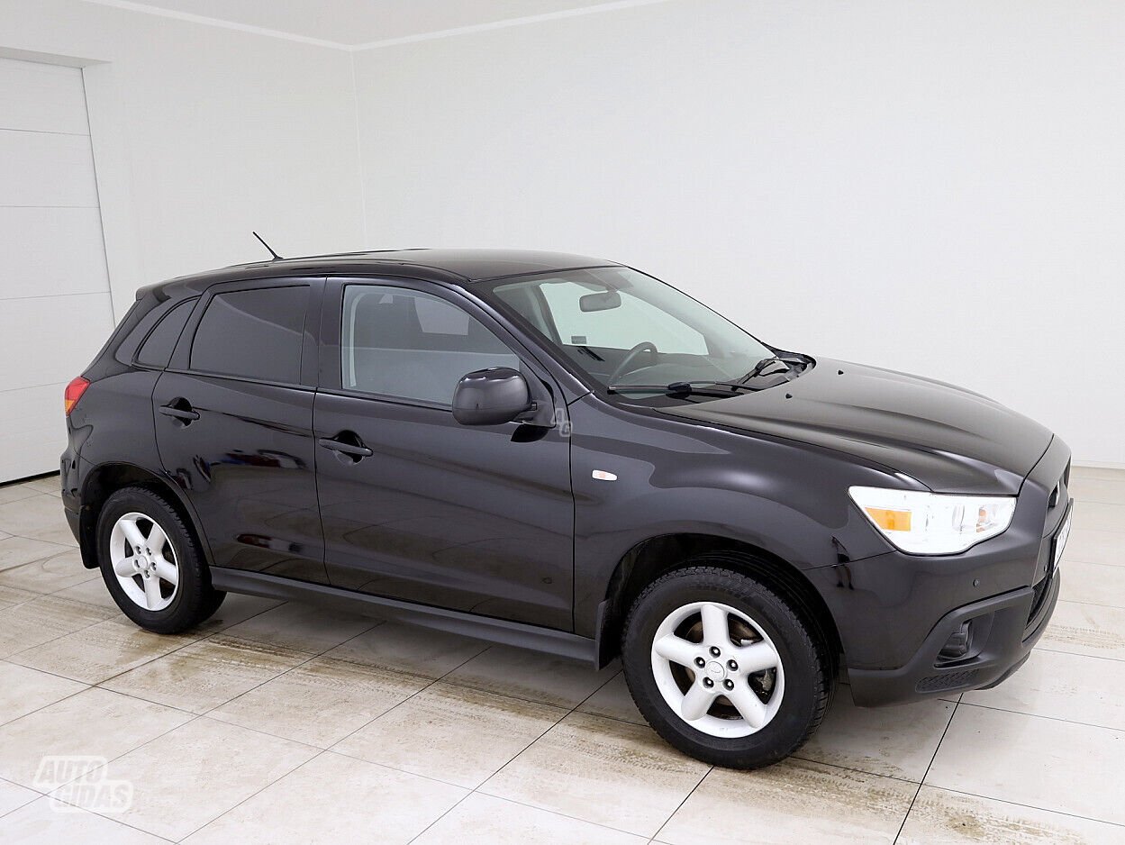 Mitsubishi ASX 2011 m Universalas