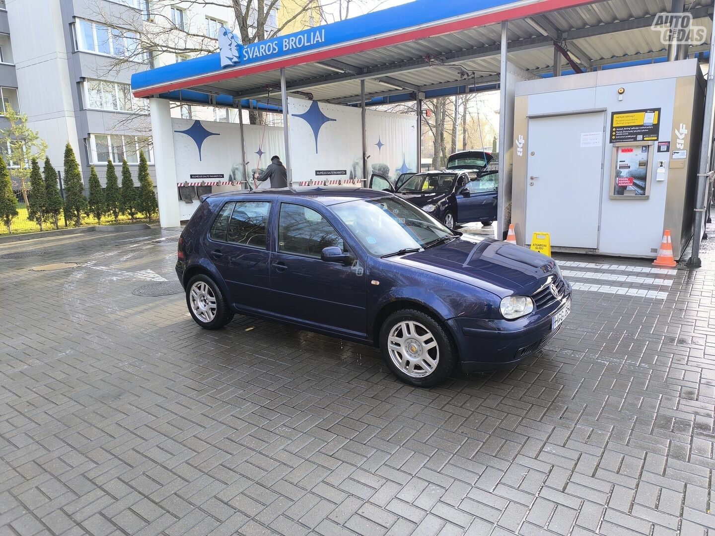 Volkswagen Golf 2003 г Хэтчбек