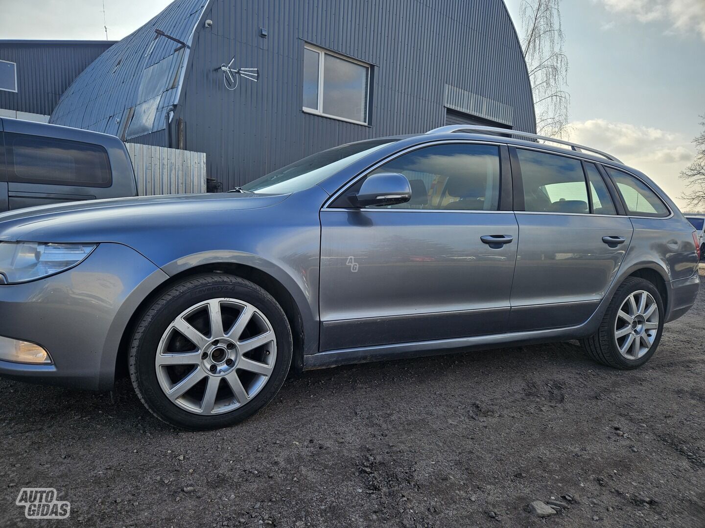 Skoda Superb 2010 m Universalas