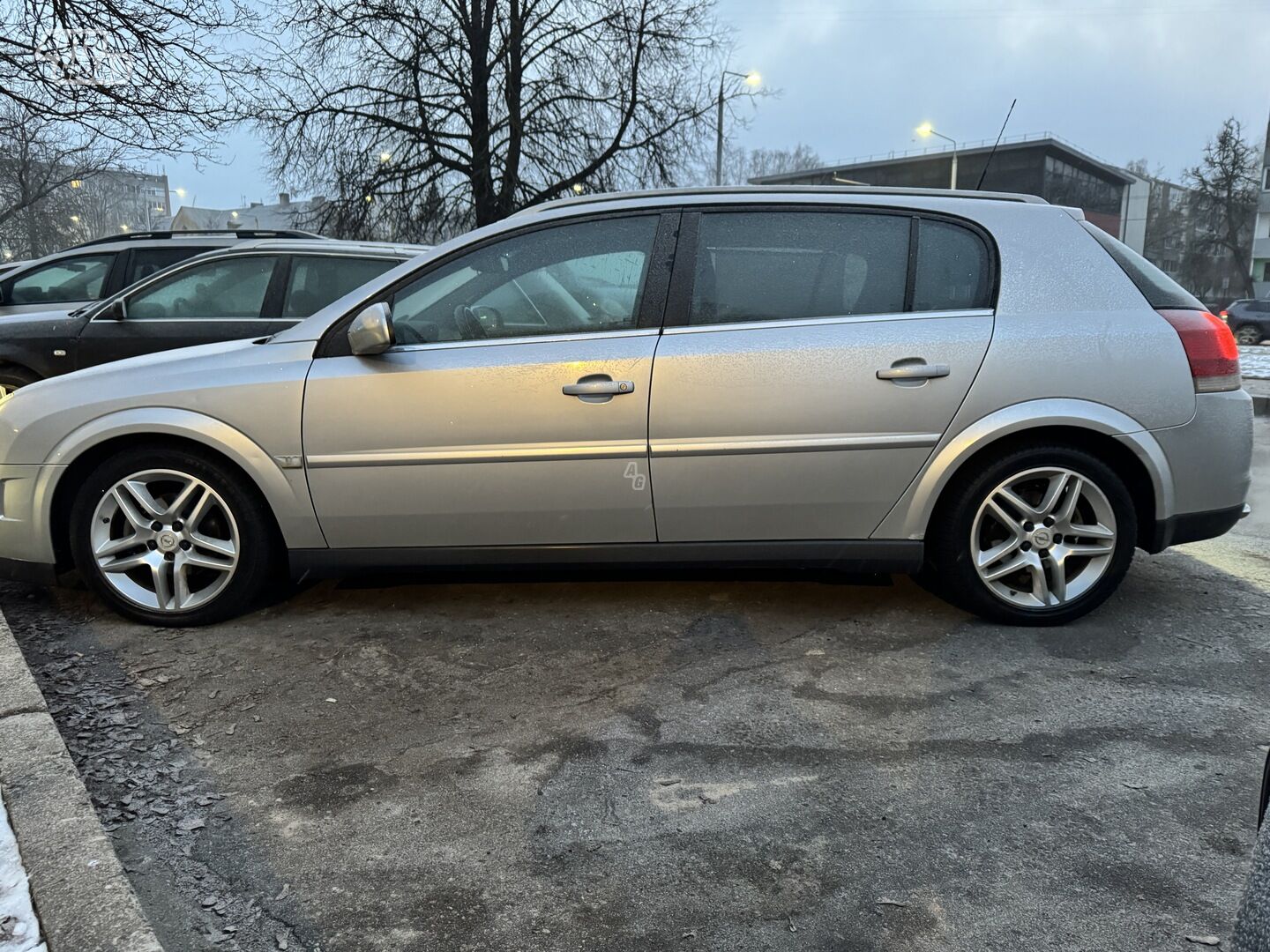 Opel Signum 2004 г Седан