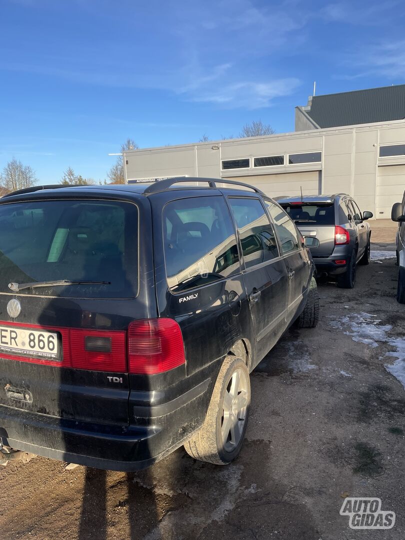 Volkswagen Sharan 2002 г Универсал