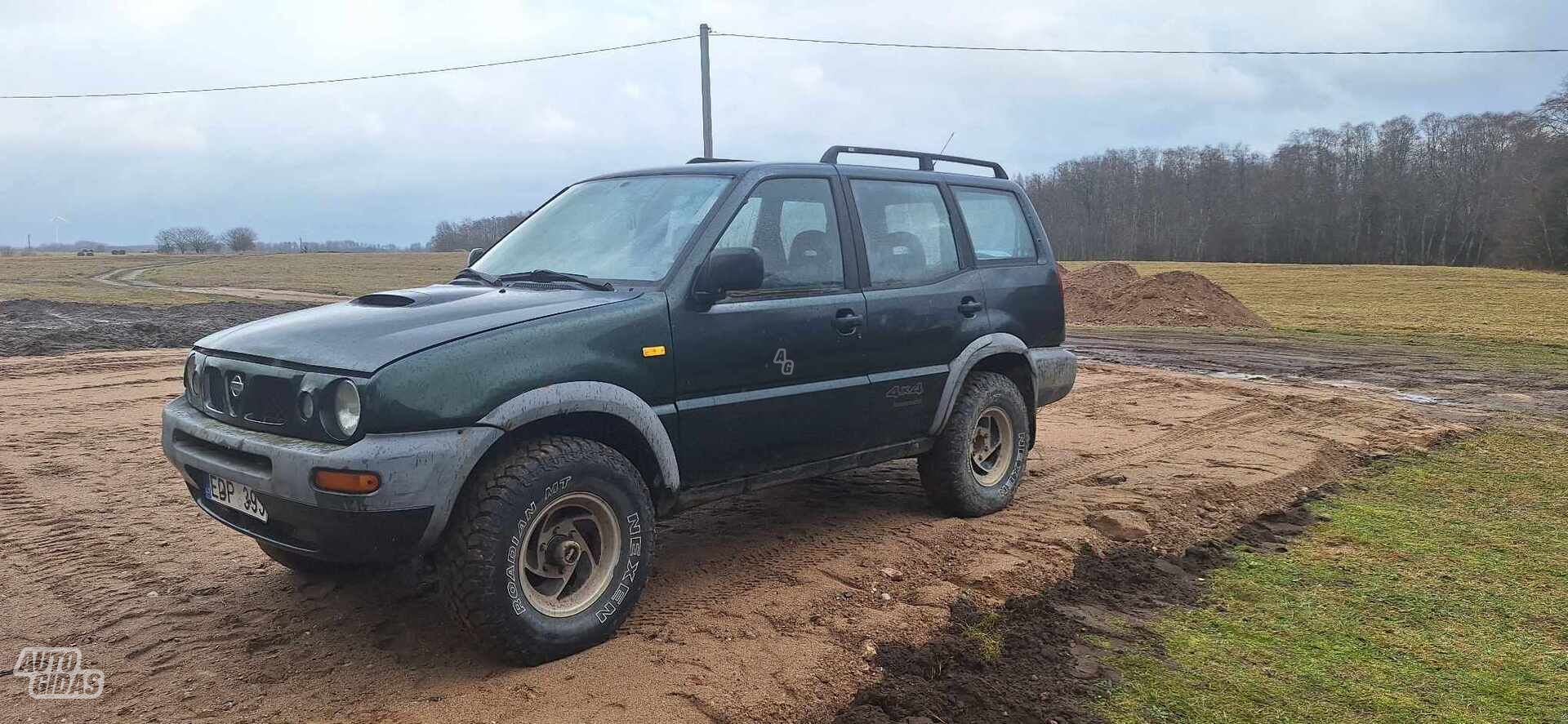 Nissan Terrano 2000 y Off-road / Crossover