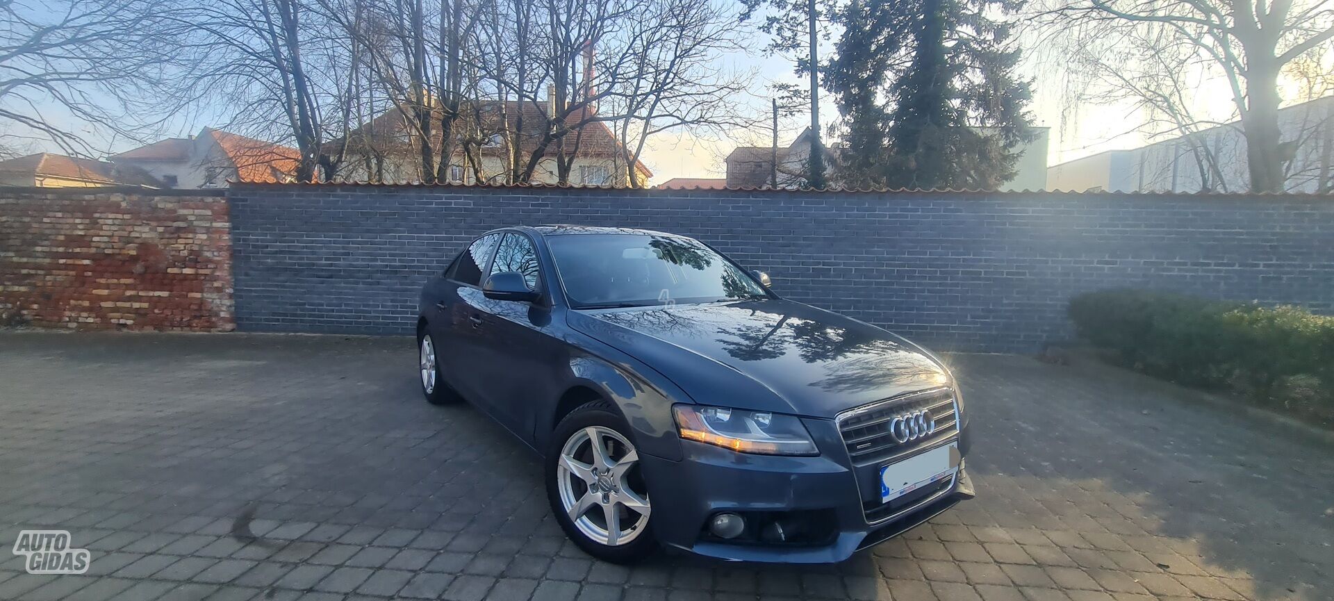 Audi A4 2009 г Седан