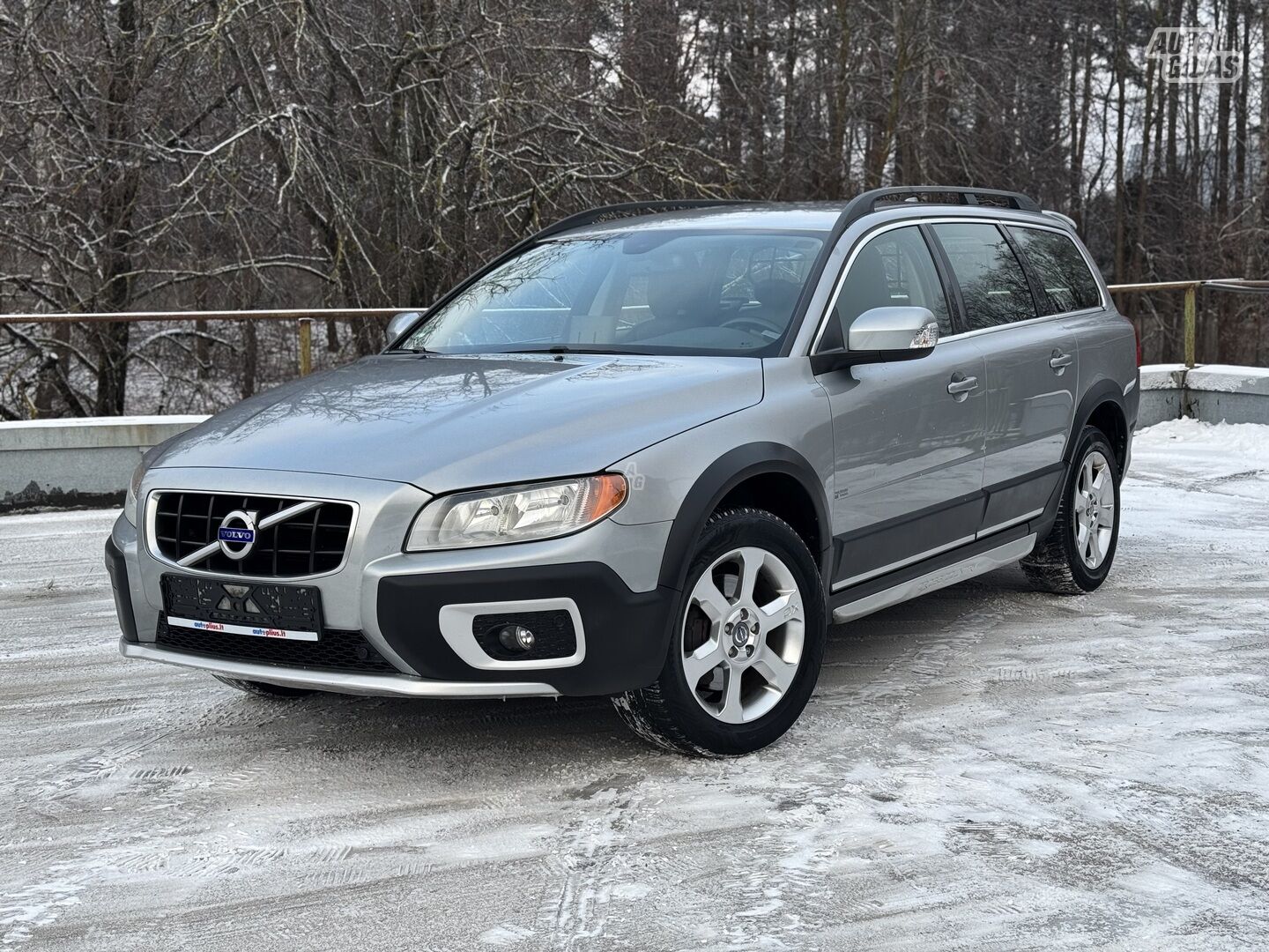 Volvo XC70 D5 2010 y