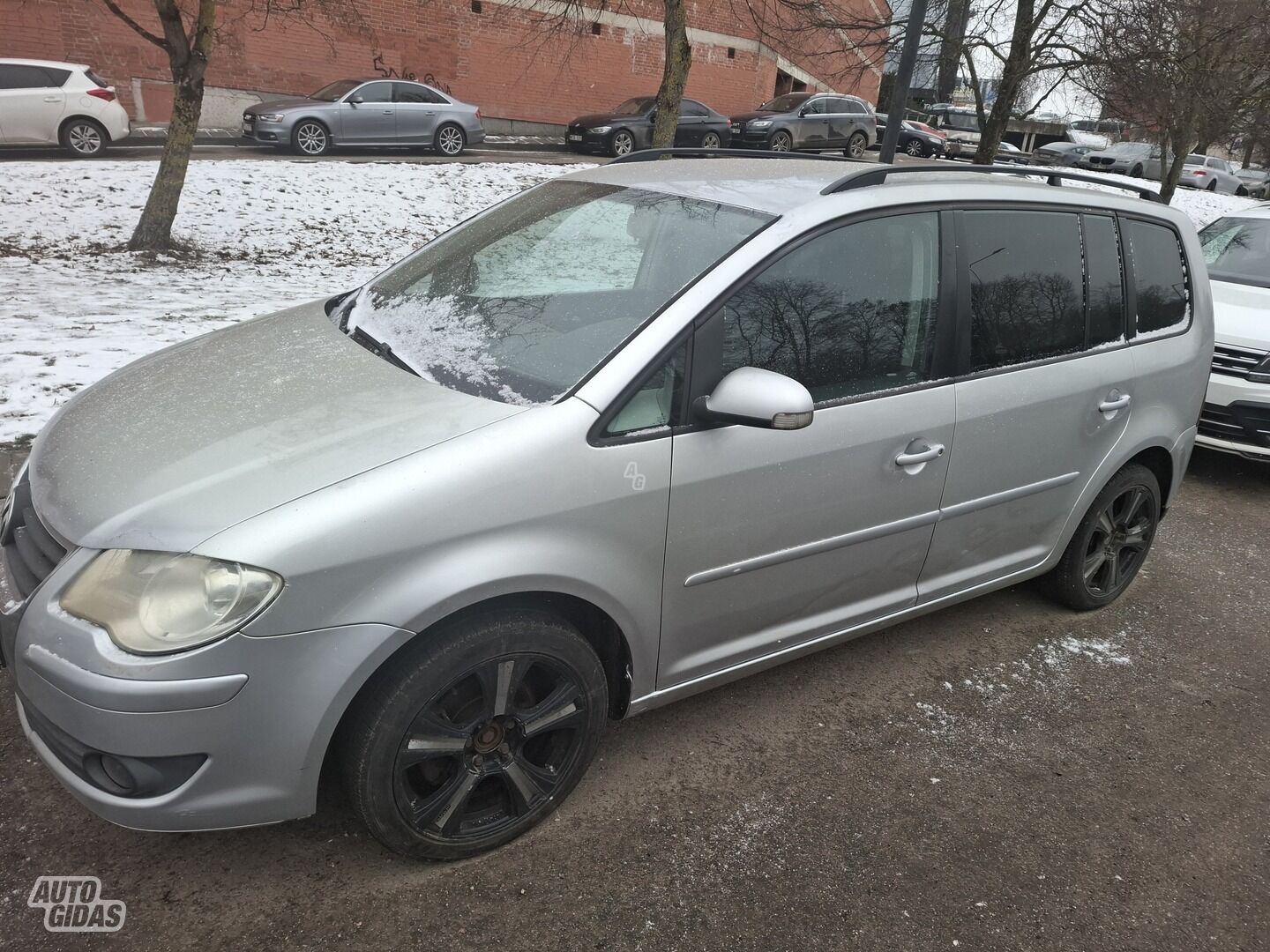 Volkswagen Touran 2008 m Hečbekas