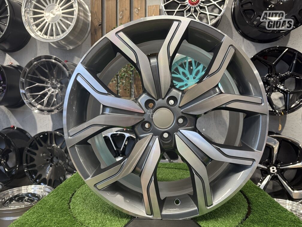 Autowheels Reversa Land Rover style light alloy R20 rims