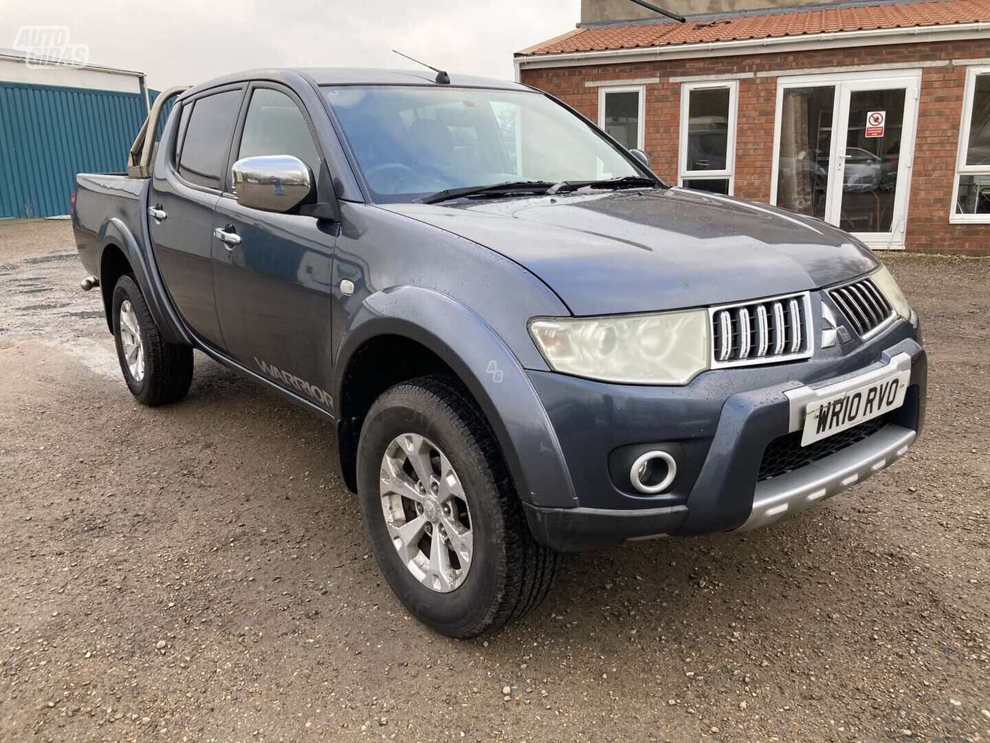 Mitsubishi L200 2010 y Pickup