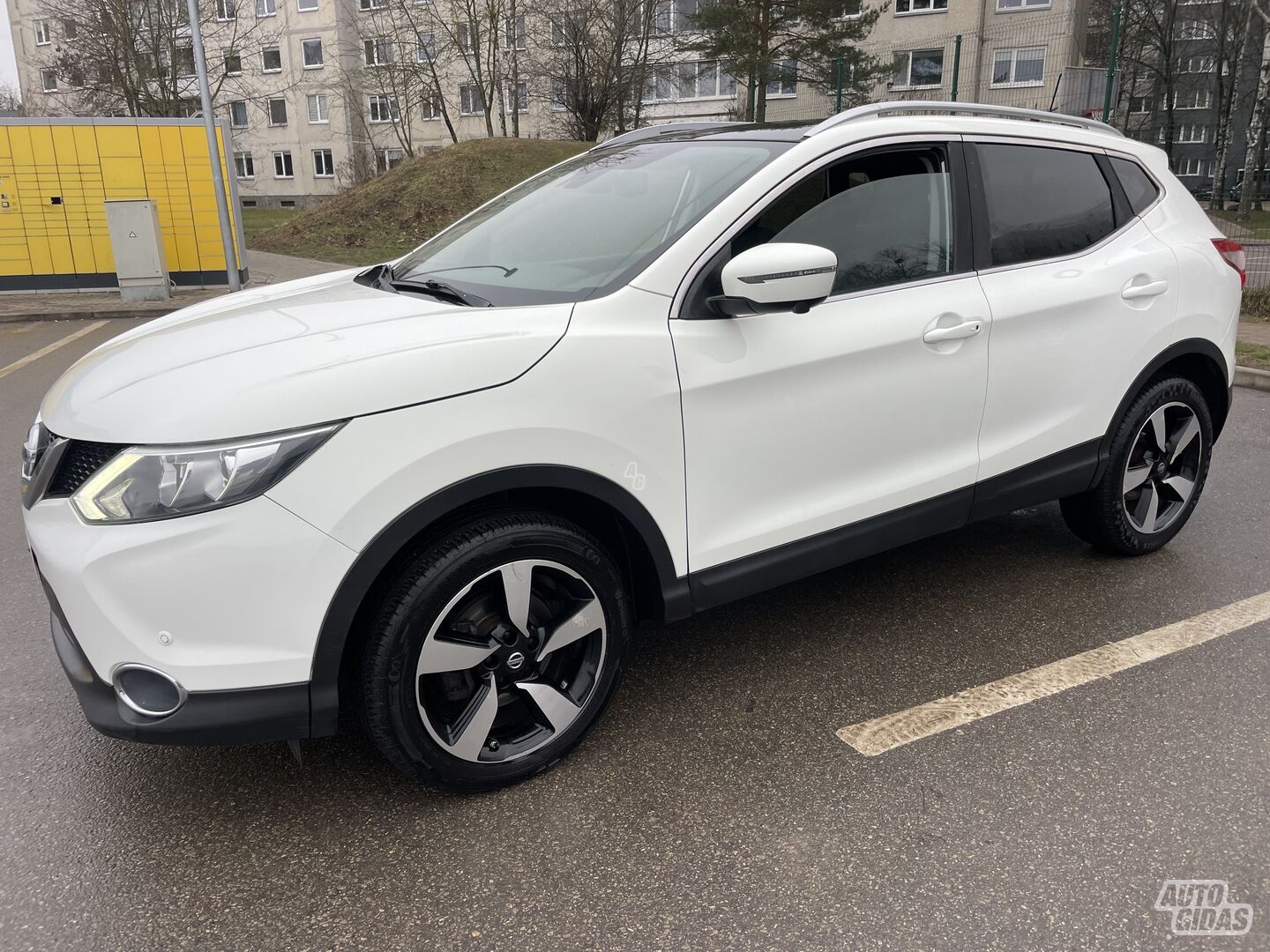 Nissan Qashqai 2015 m Visureigis / Krosoveris