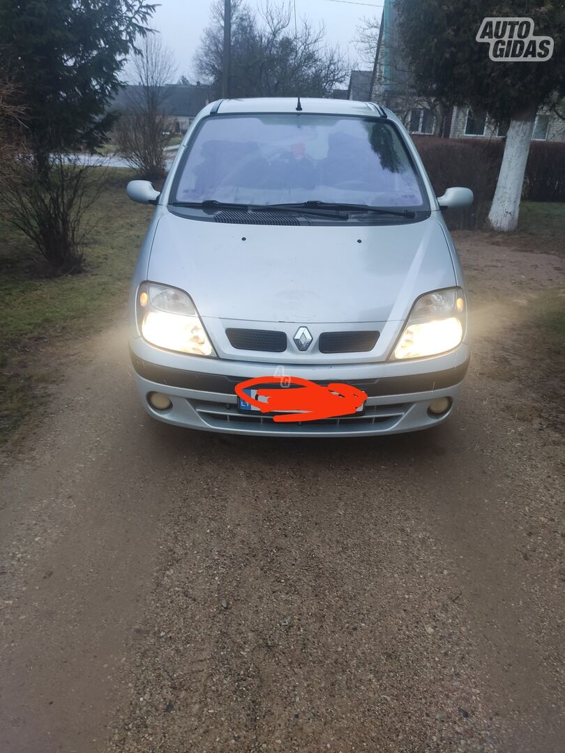 Renault Scenic 2001 y Hatchback