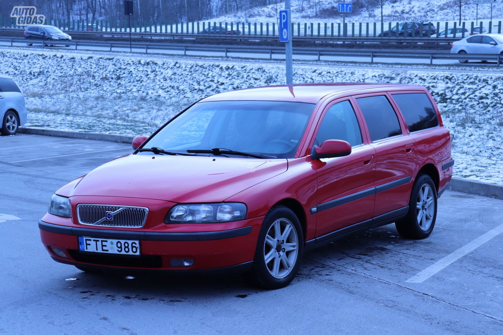 Volvo V70 D5 2003 m