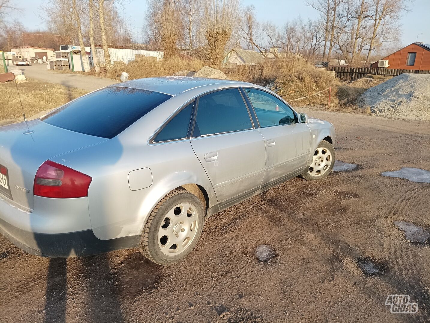 Audi A6 TDI 1998 y