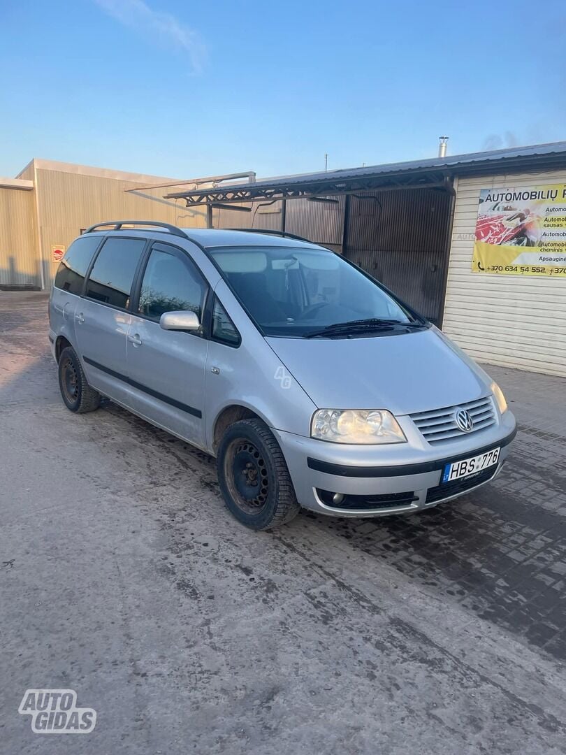 Volkswagen Sharan 2001 г Минивэн