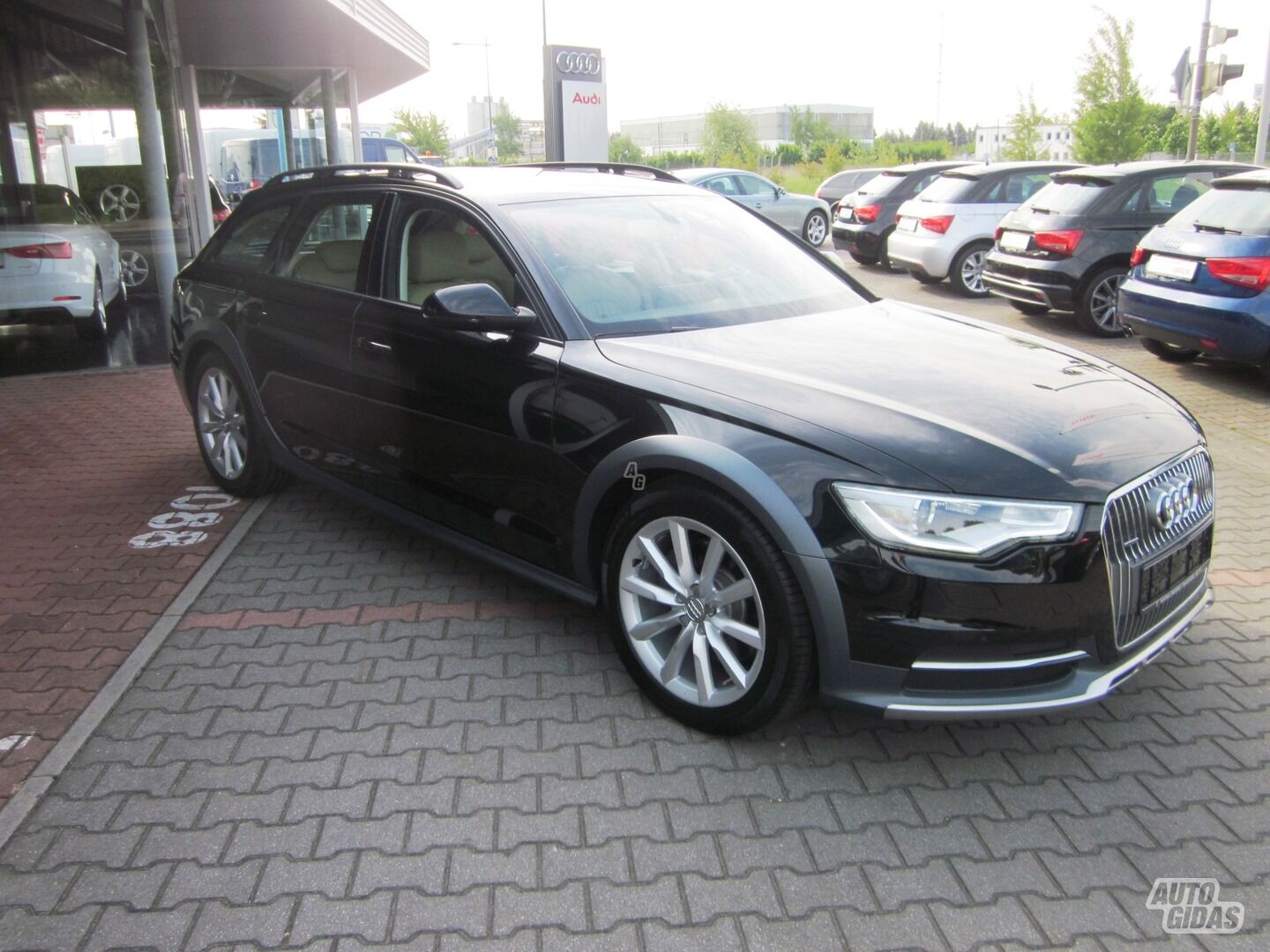 Audi A6 Allroad 2013 m Universalas