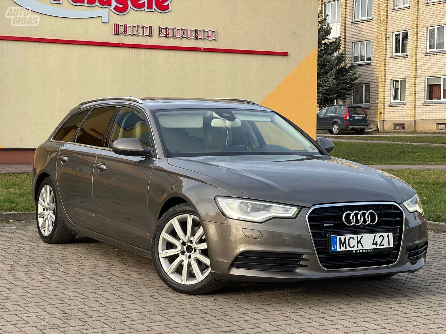 Audi A6 Quattro 2012 y