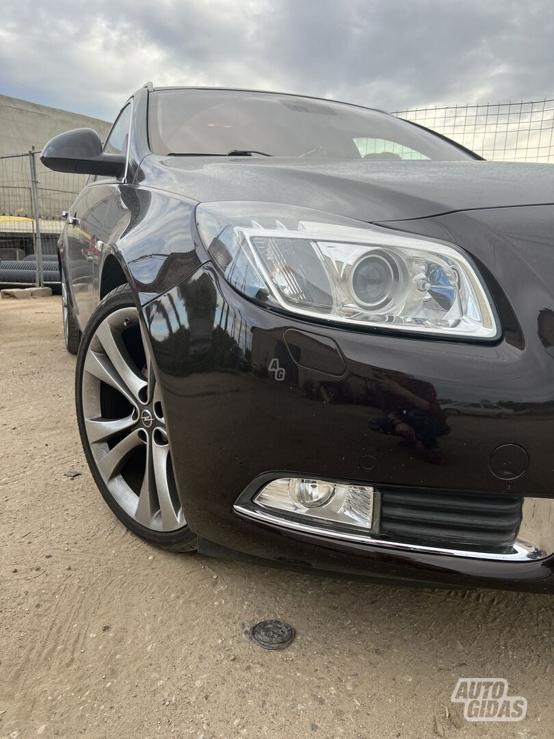 Opel Insignia 2014 г Универсал