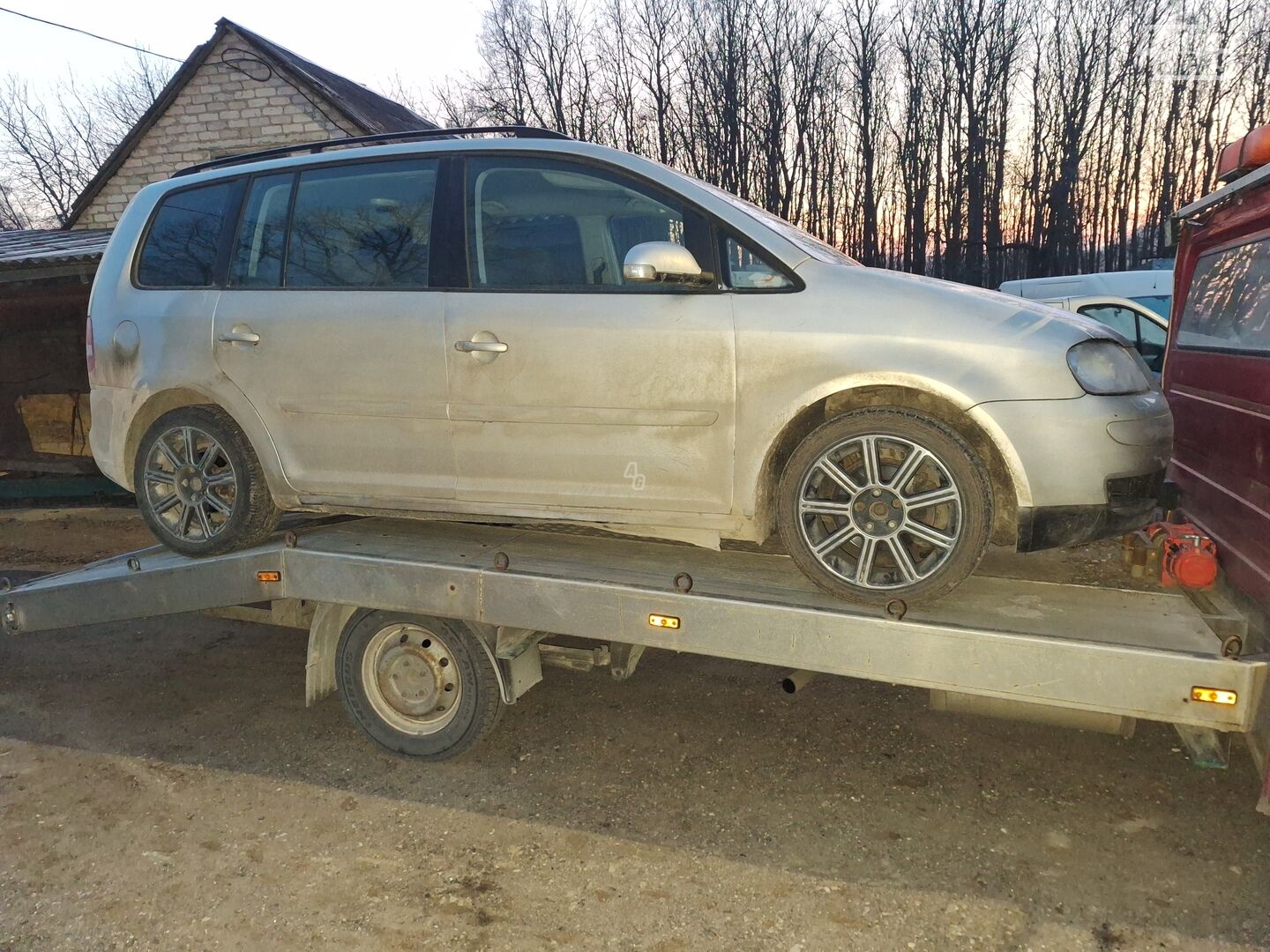 Volkswagen Touran 2006 m dalys