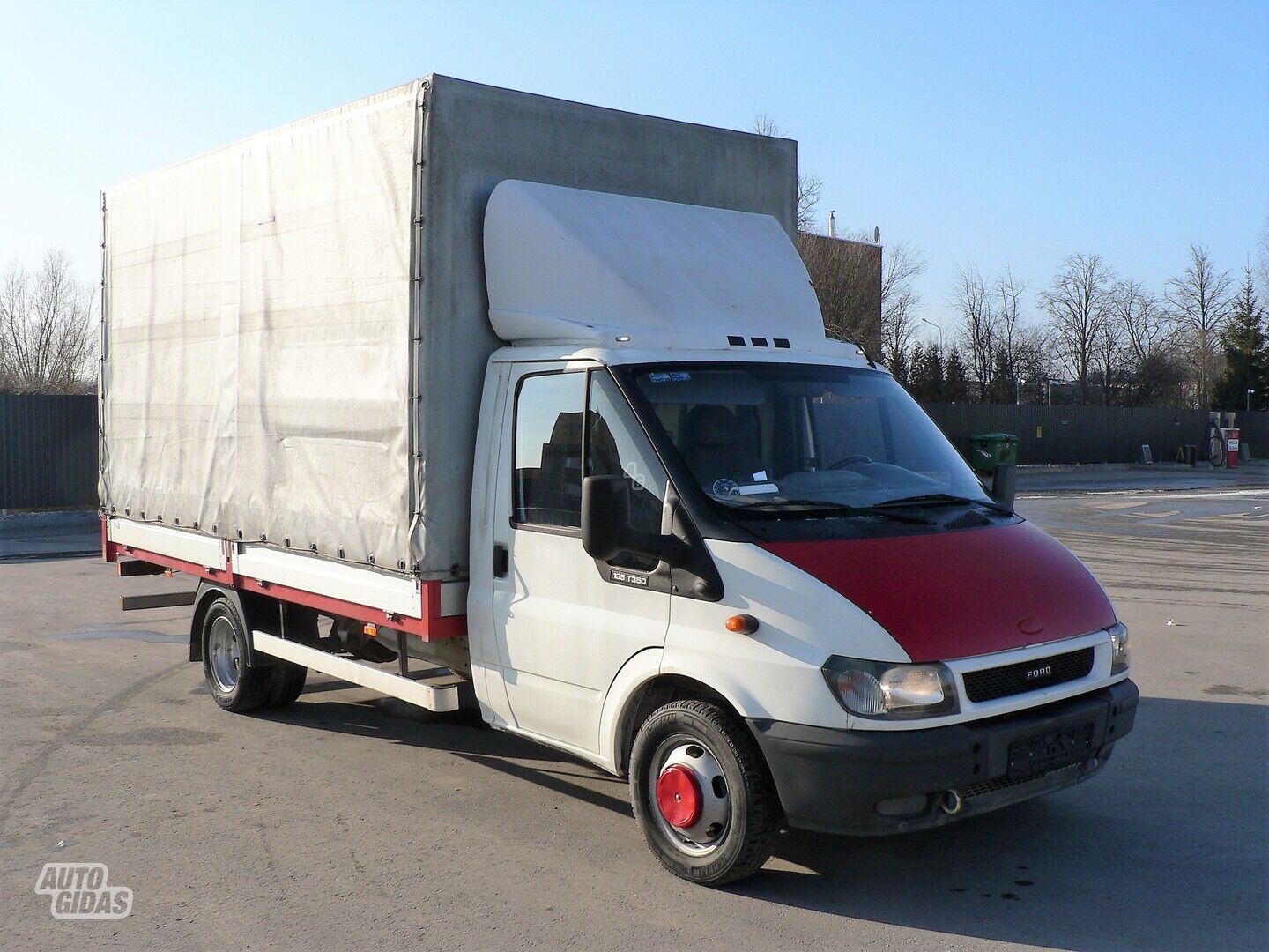 Ford Transit 2006 y Off-road / Crossover