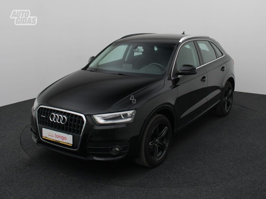 Audi Q3 2012 y Off-road / Crossover