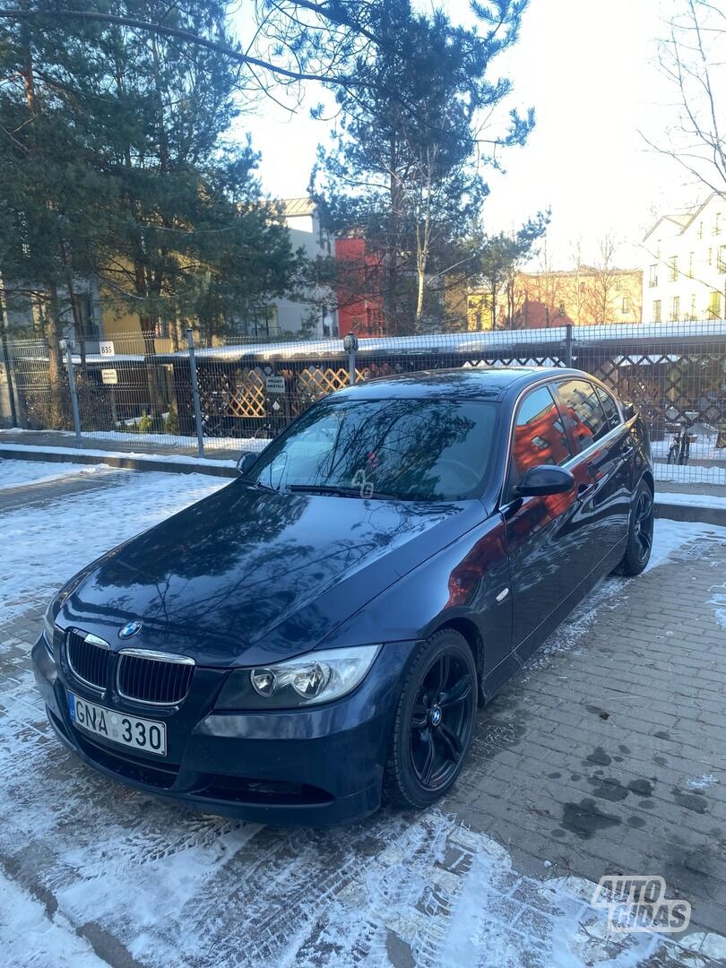 Bmw 330 2006 г Седан