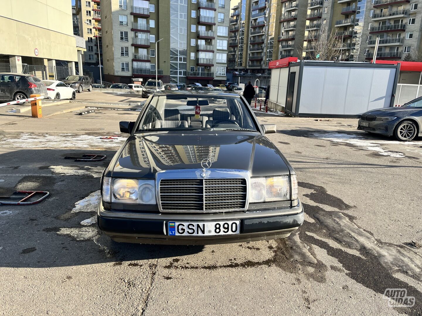 Mercedes-Benz W124 1990 г Седан