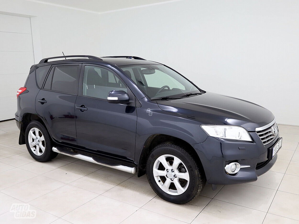 Toyota RAV4 2011 г Внедорожник / Кроссовер