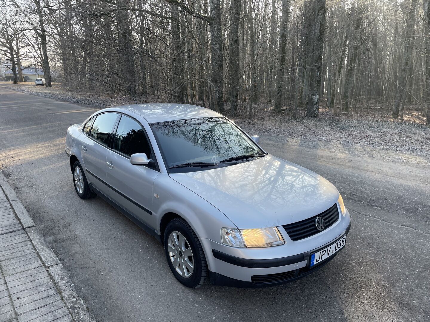 Volkswagen Passat 2000 y Sedan