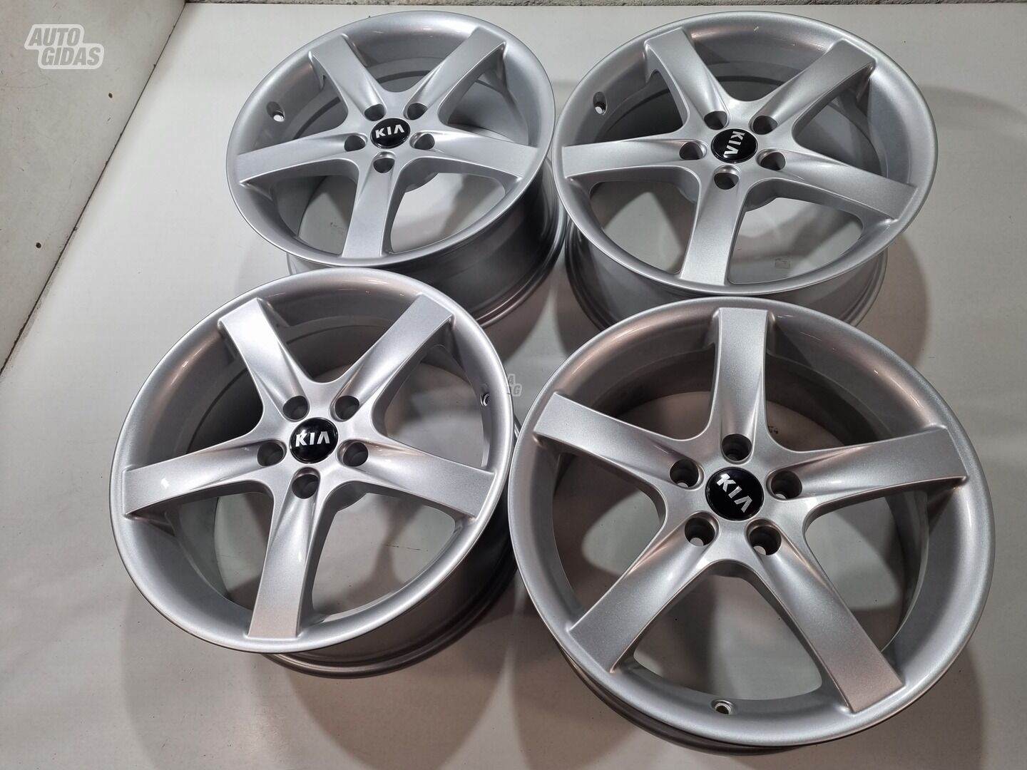 KIA Sportage R18 Sportage light alloy R18 rims