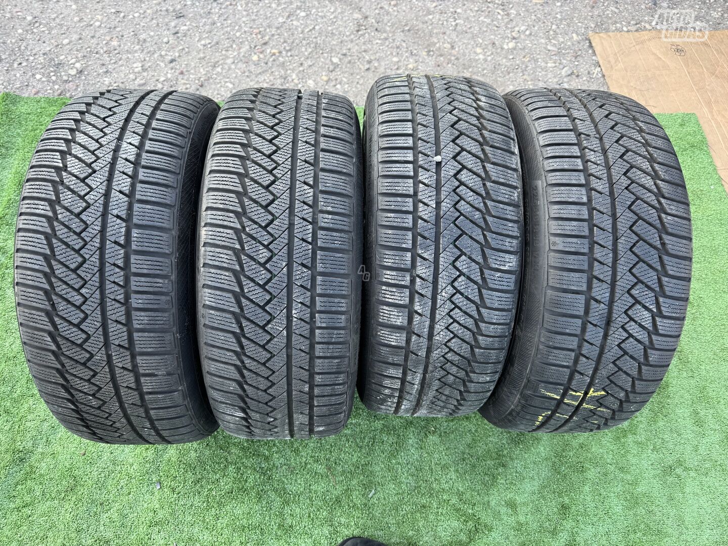 Continental Siunciam, 7-8mm 2019 R18 winter tyres passanger car