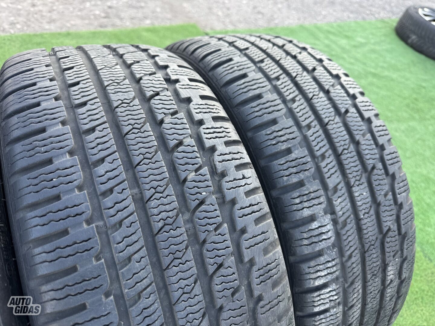 Kumho Siunciam, 6, 2019M R19 žieminės padangos lengviesiems