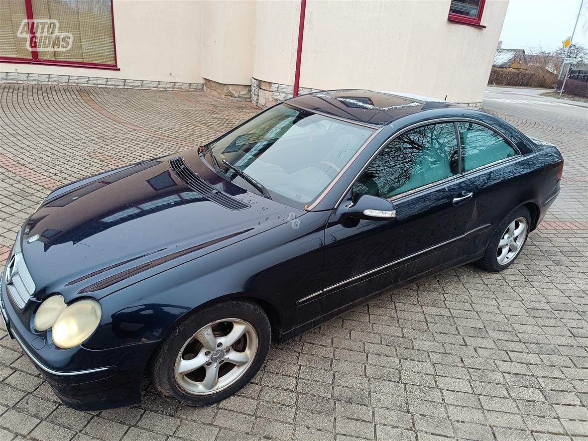 Mercedes-Benz CLK 270 2005 y Coupe