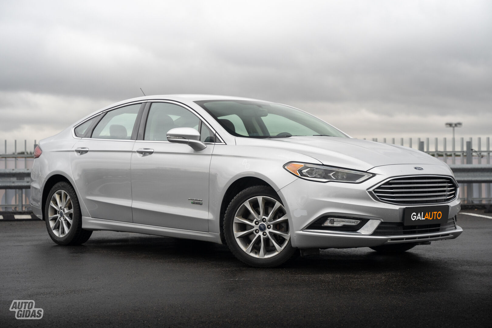 Ford Fusion 2017 г Седан