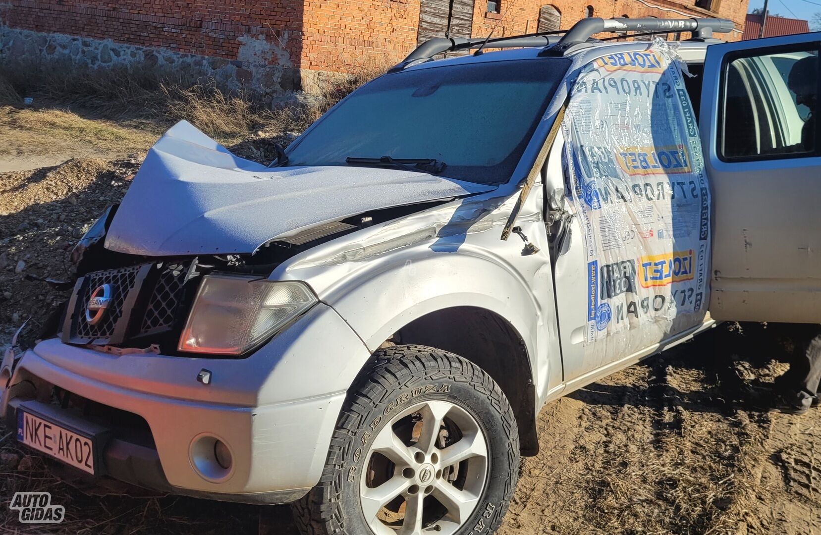 Nissan Navara 2007 y Off-road / Crossover