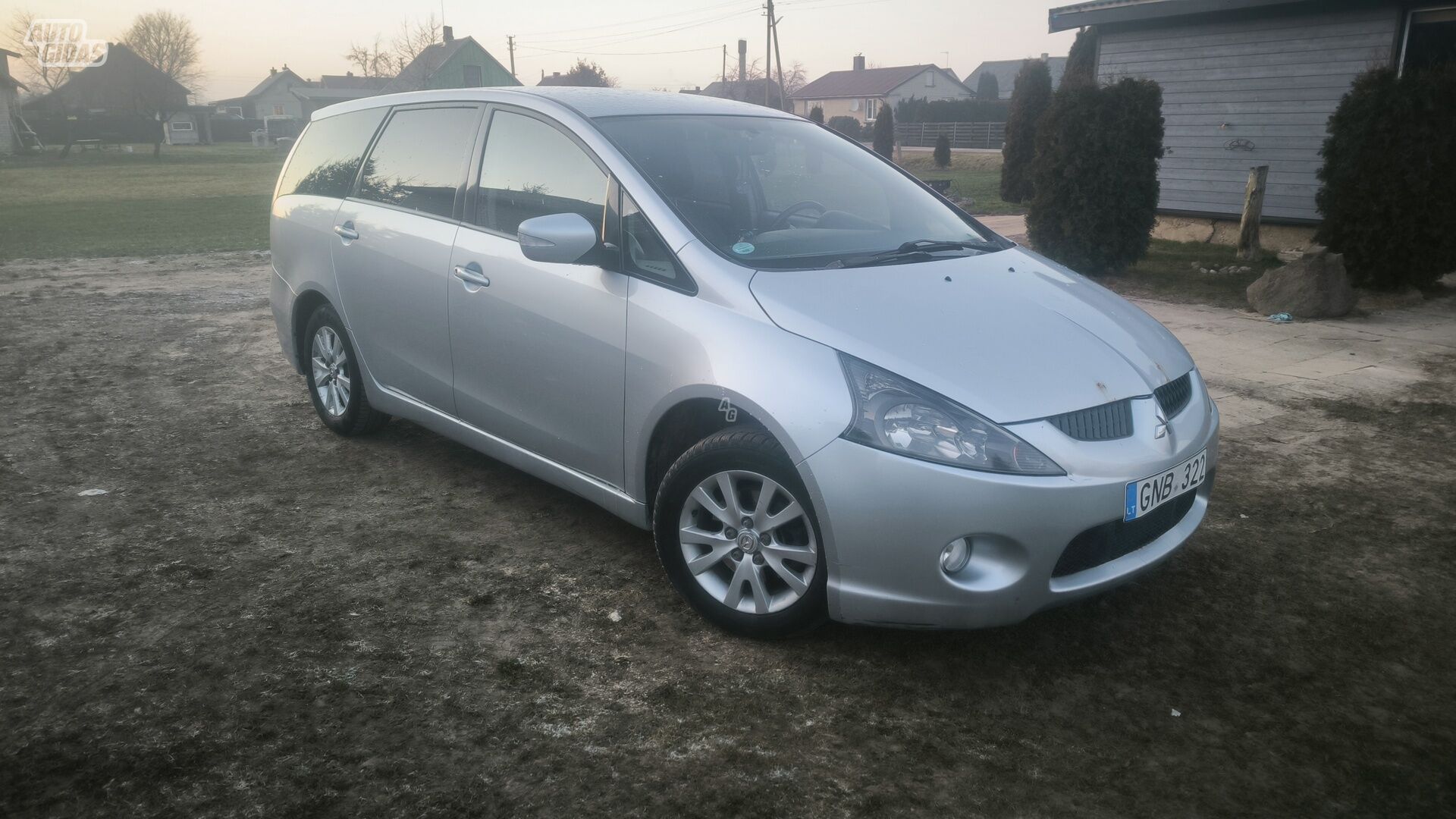 Mitsubishi Grandis 2006 m Vienatūris