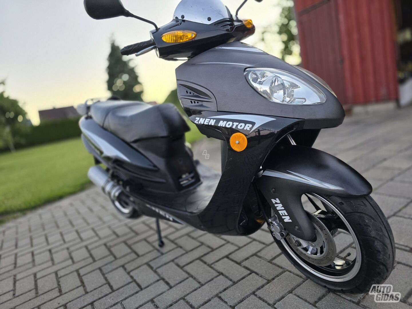 ZNEN ZN50QT-8A 2015 y Scooter / moped