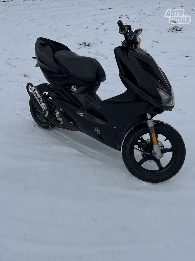 Yamaha Aerox 2005 г Мотороллер / Мопед