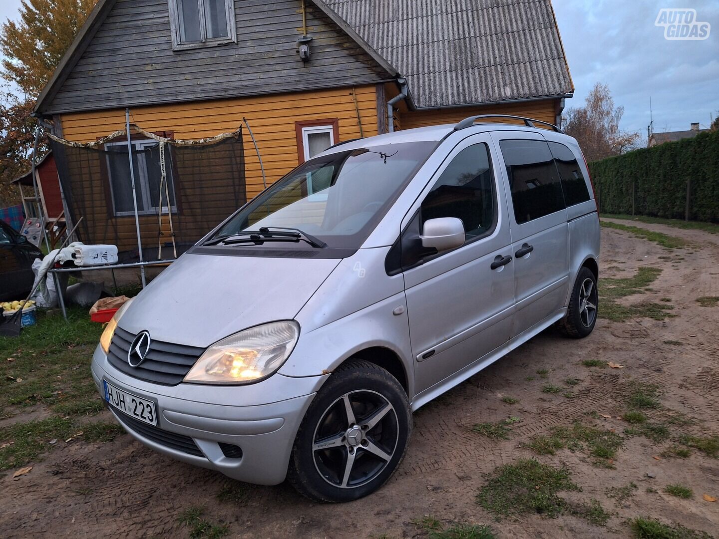 Mercedes-Benz Vaneo 2002 y Hatchback