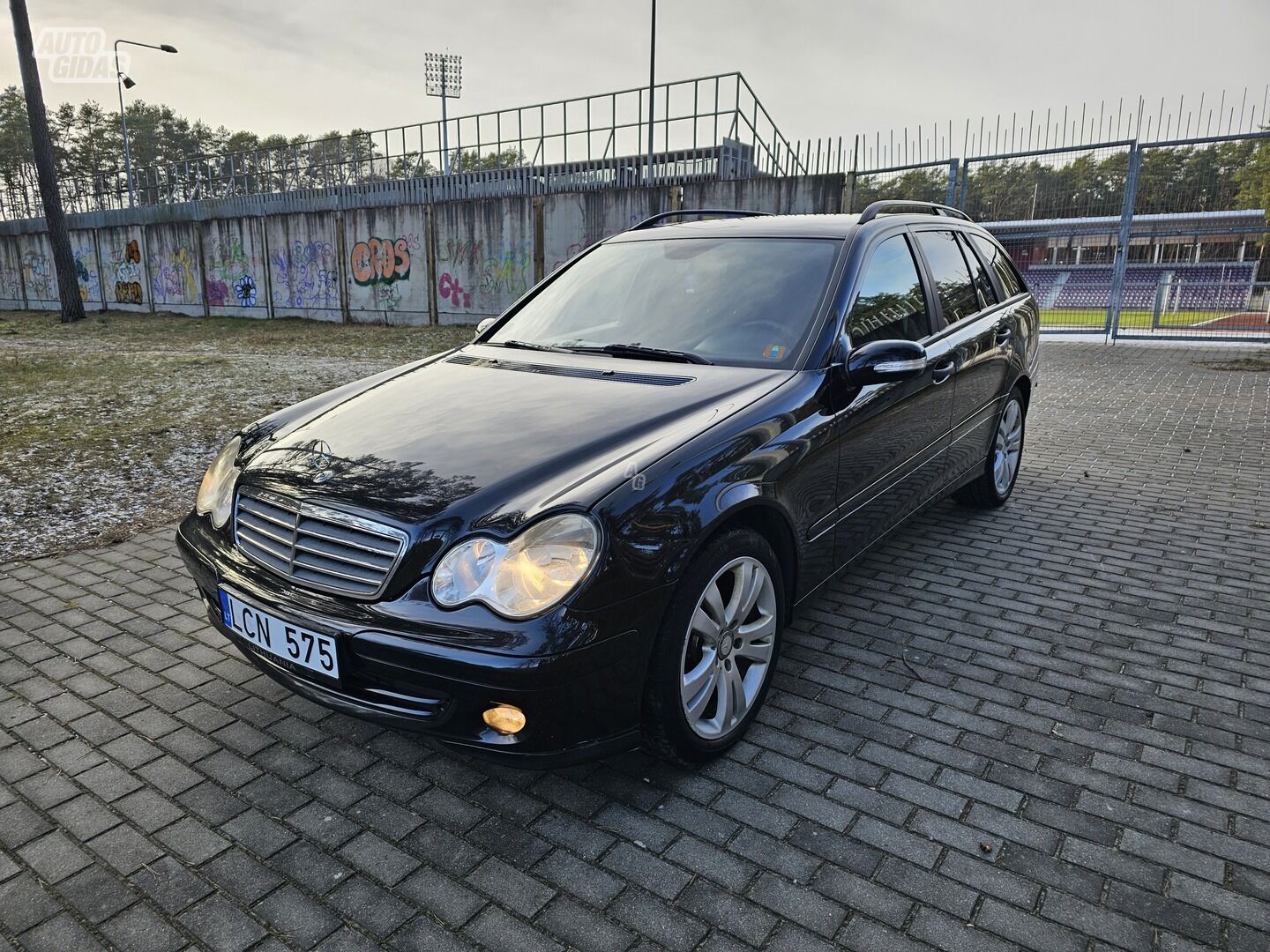 Mercedes-Benz C 220 2006 y Wagon