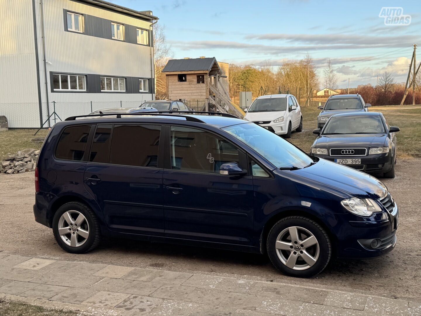 Volkswagen Touran 2008 m Vienatūris