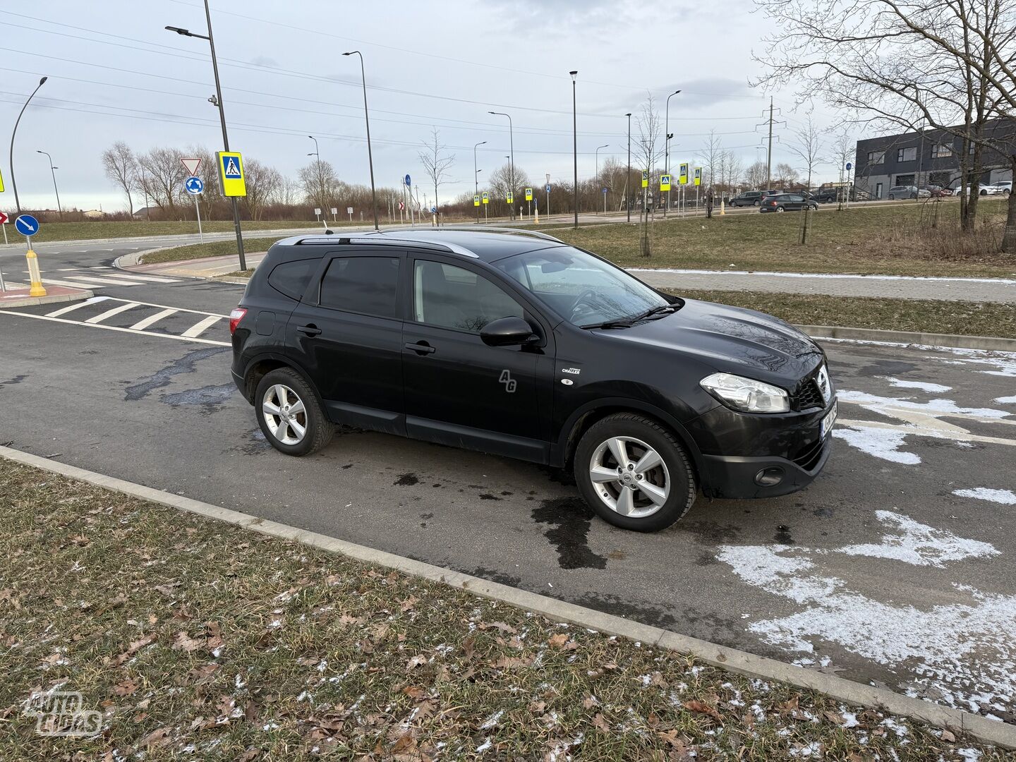 Nissan Qashqai+2 2011 m Visureigis / Krosoveris