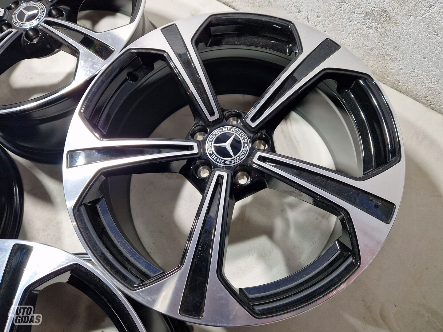 Mercedes-Benz E klasė originalūs E 350 light alloy R19 rims