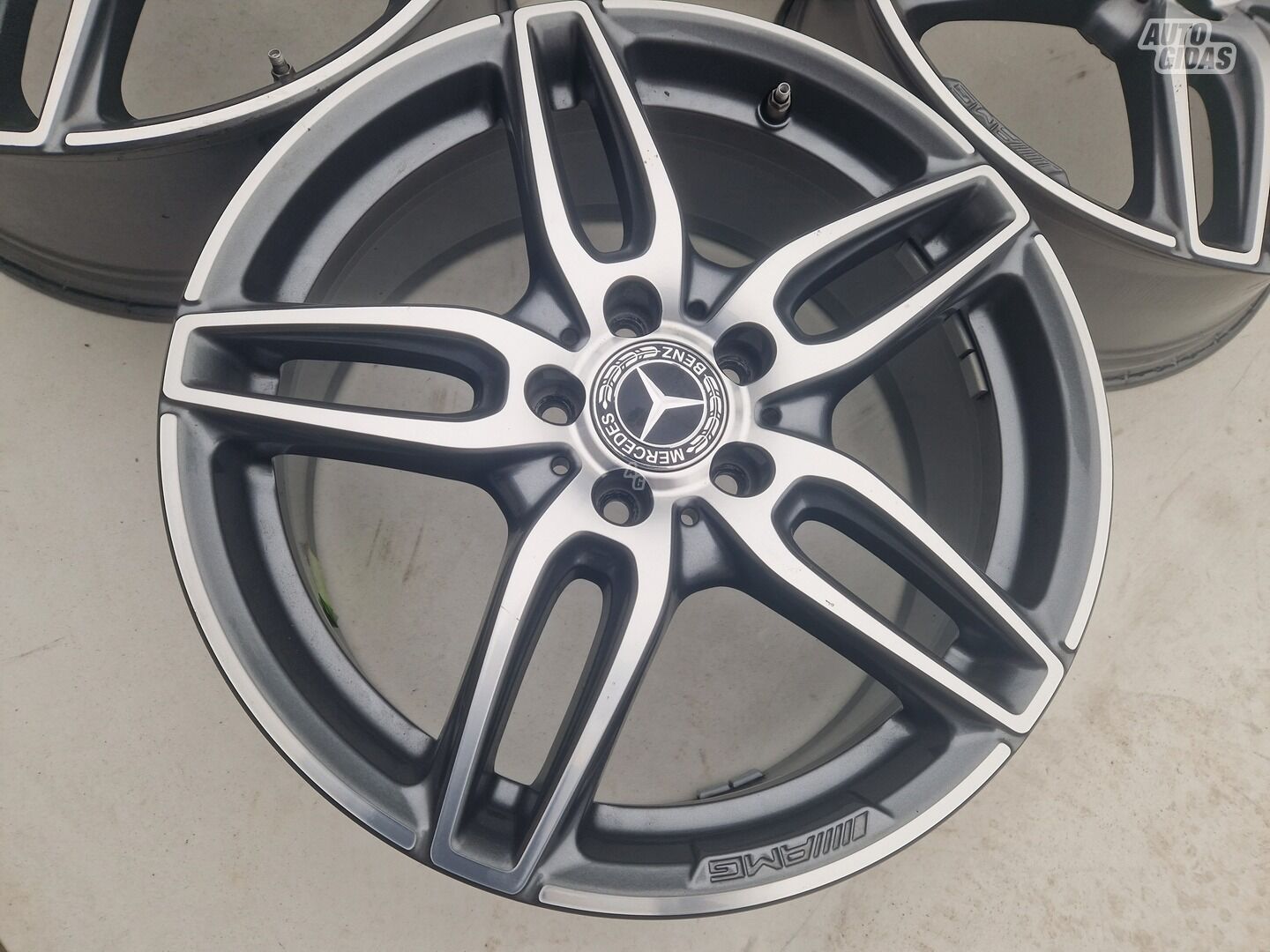 Mercedes-Benz Vito, Viano AMG V 250 light alloy R18 rims