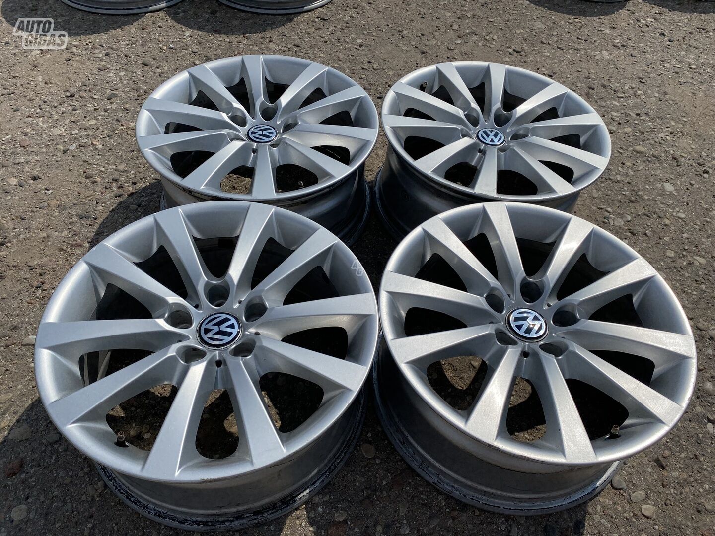 Volkswagen Siunciam, 8J ET30 Transporter light alloy R18 rims