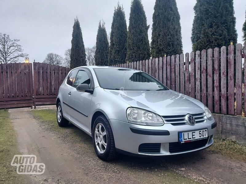 Volkswagen Golf 2006 г Хэтчбек