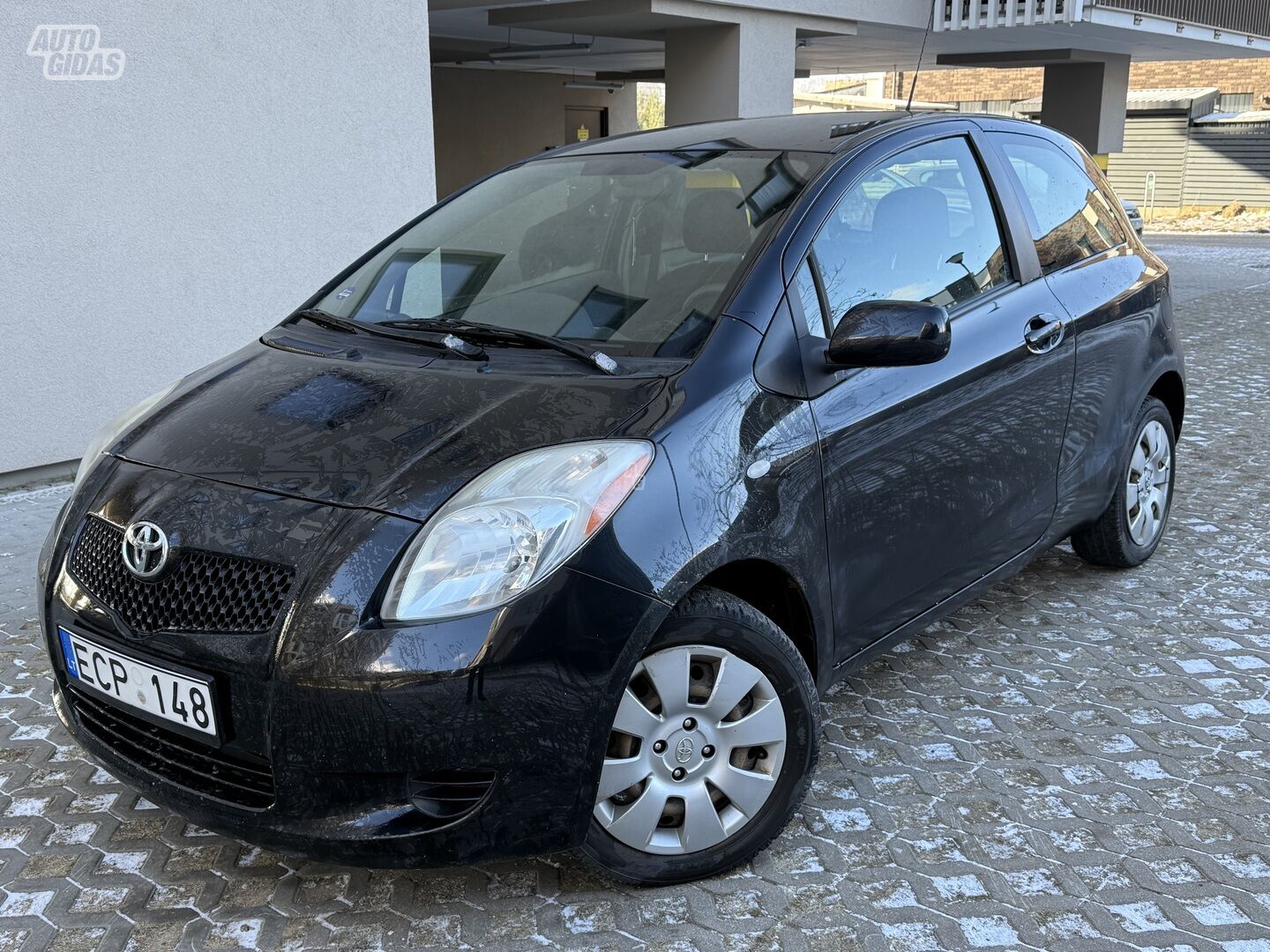 Toyota Yaris 2008 y Hatchback