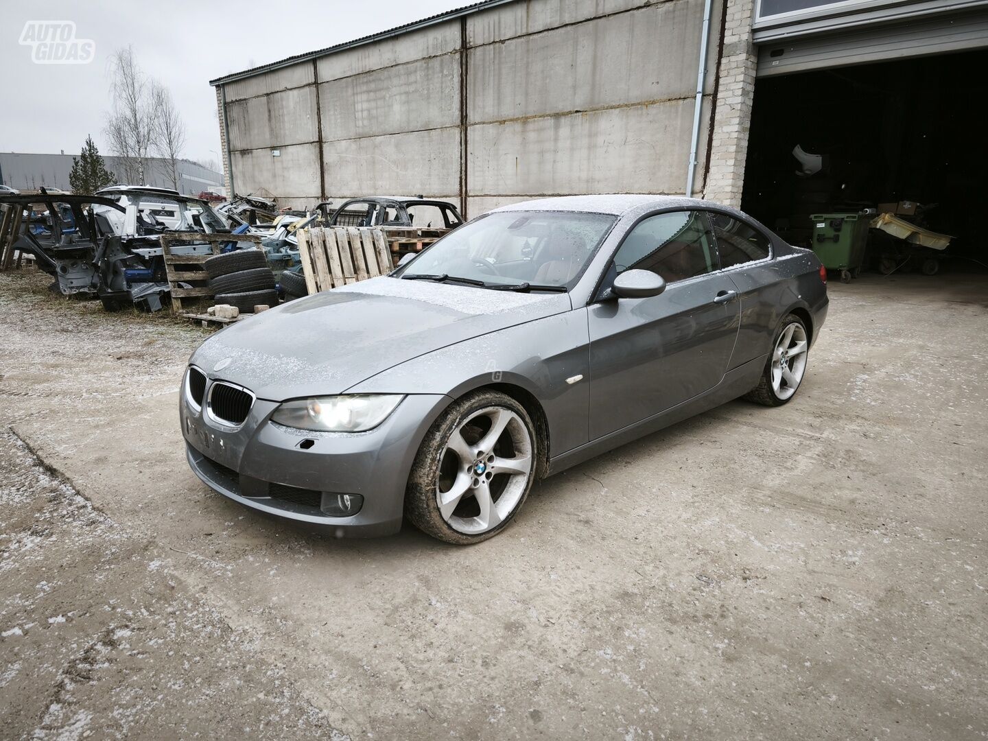 Bmw 320 2009 y parts